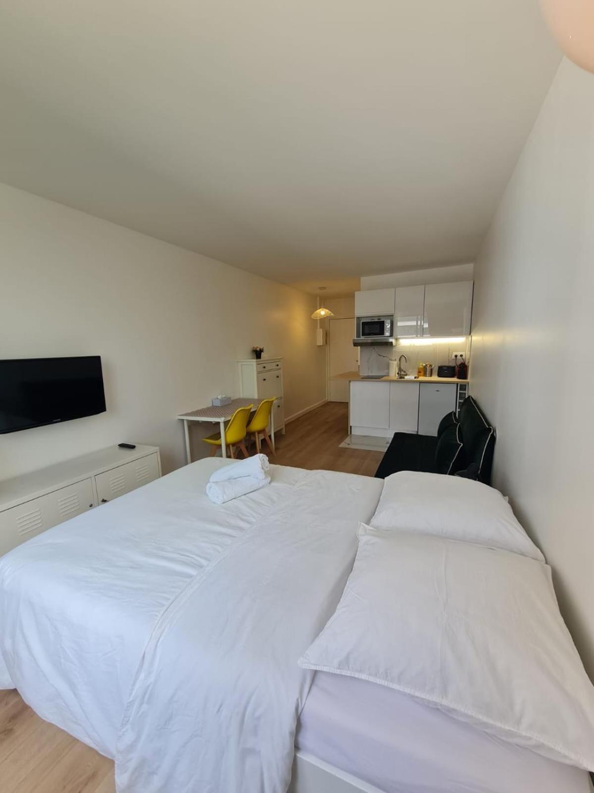 Appartement Super Paris La Defense Courbevoie